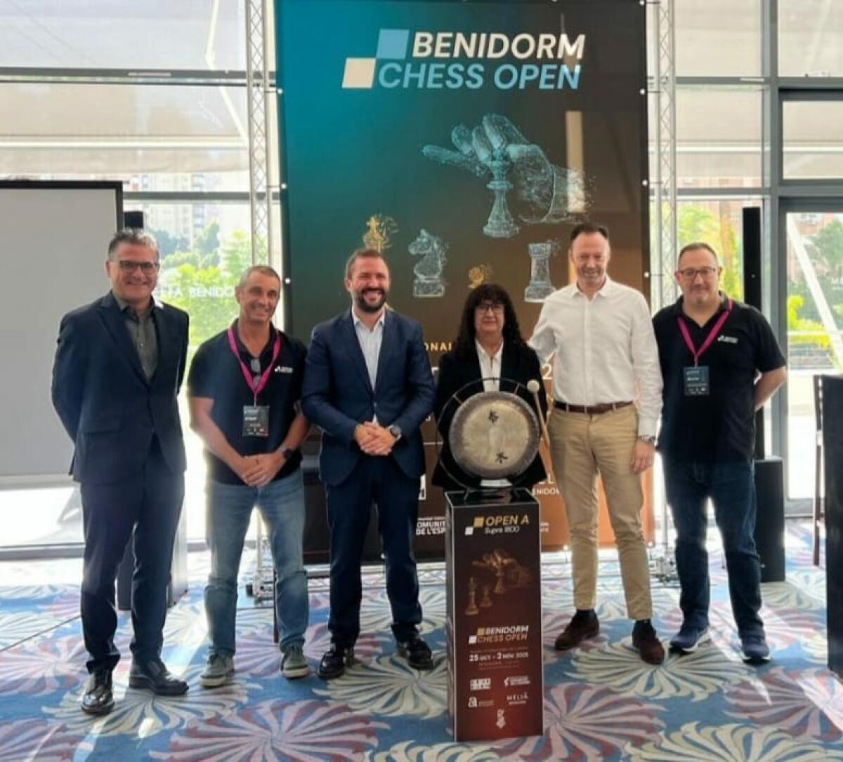 Alfonso Vilches: “Estamos en condiciones de afirmar que el torneo internacional de ajedrez es ya otro escaparate turístico de Benidorm”