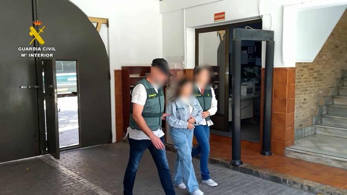 La Guardia Civil desarticula una banda dedicada a la sextorsión