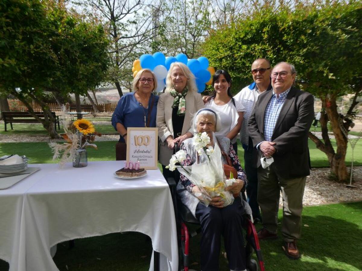 Rosario Urraca cumple hoy 100 años en la Residencia Savia