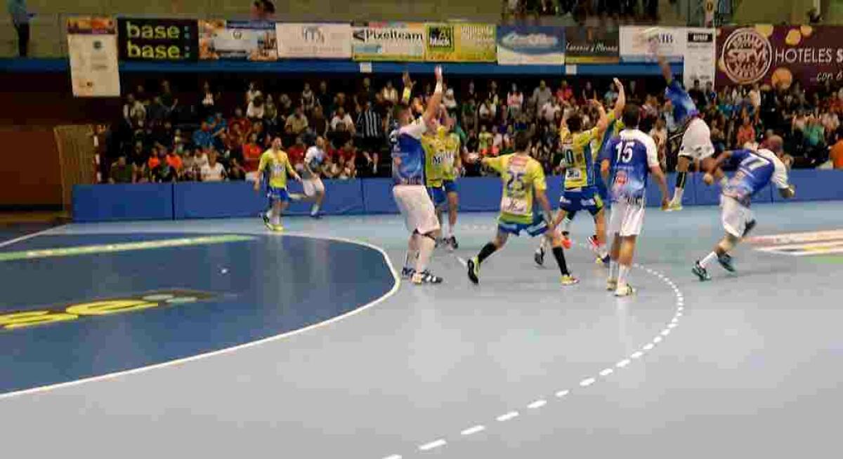BM Benidorm · Buen partido para recuperar la buena dinámica y sumar dos puntos
