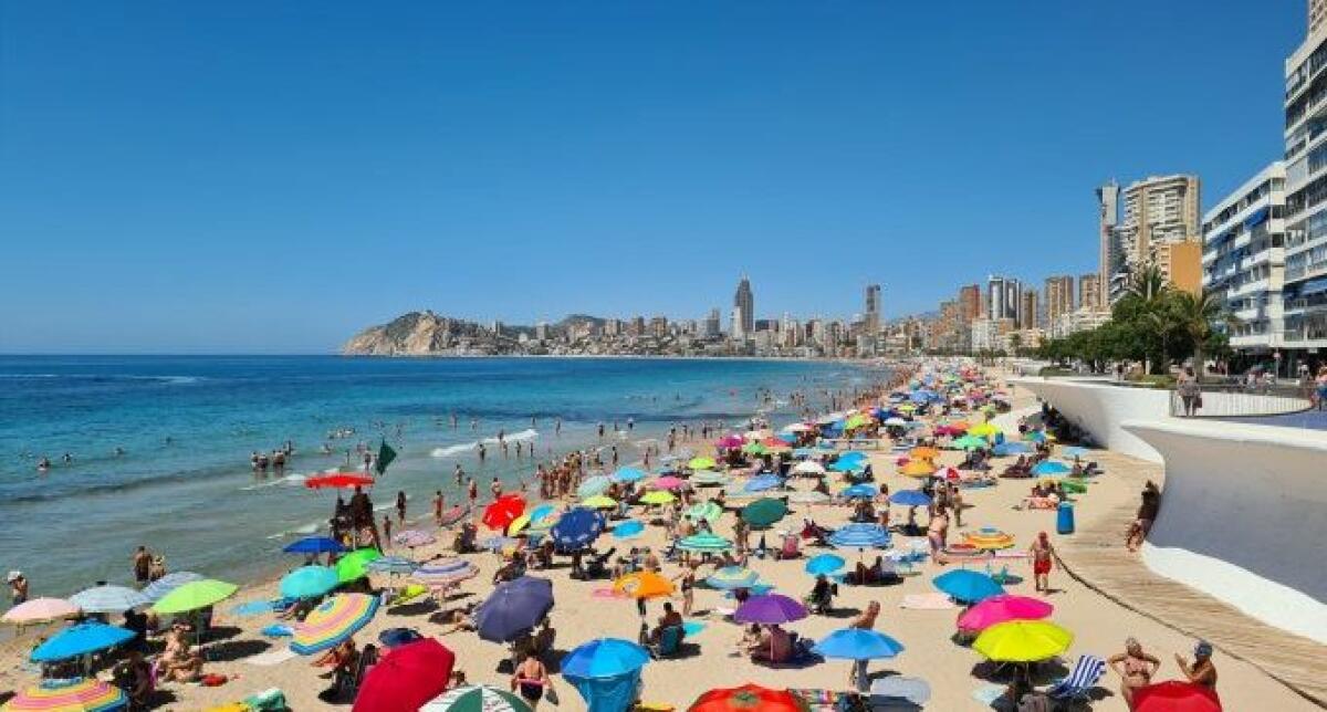 Costa Blanca lanza una campaña de promoción del destino en las principales agencias de viaje online de Europa