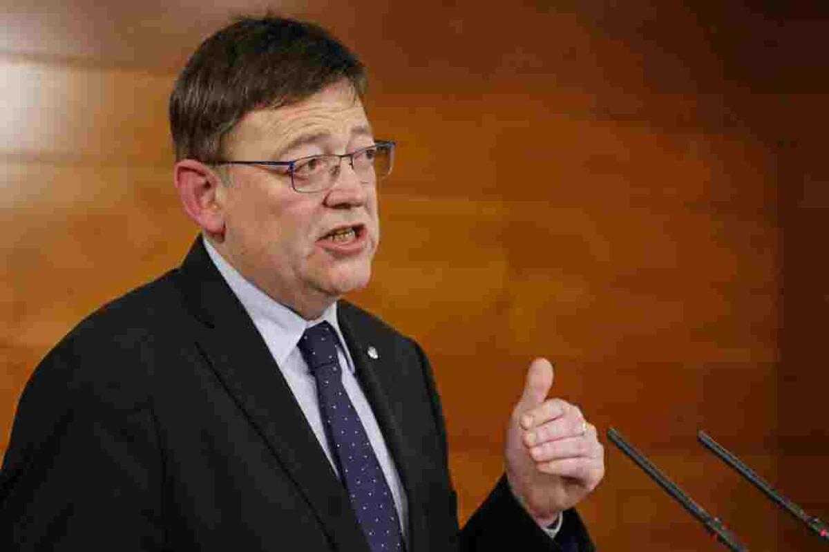 Ximo Puig agradece a Pedro S&aacute;nchez su apoyo al FIB y justifica su viaje en avi&oacute;n