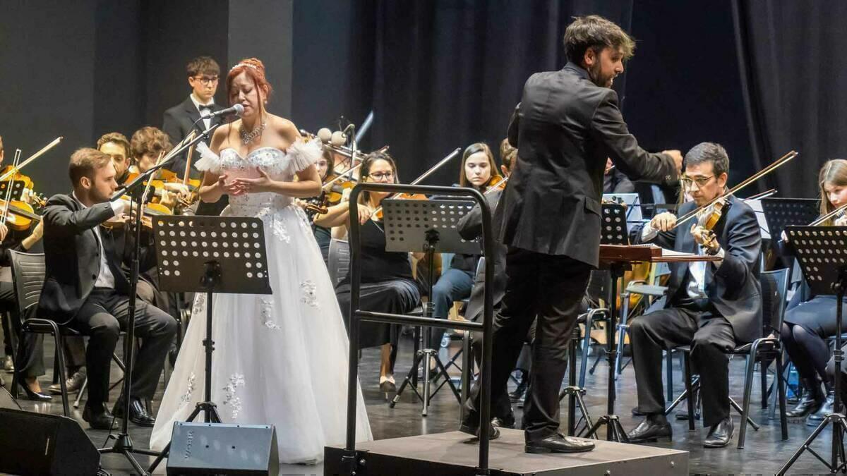 La Orquesta Sinfónica de la UMB da la bienvenida al nuevo año desde el Centro Cultural 