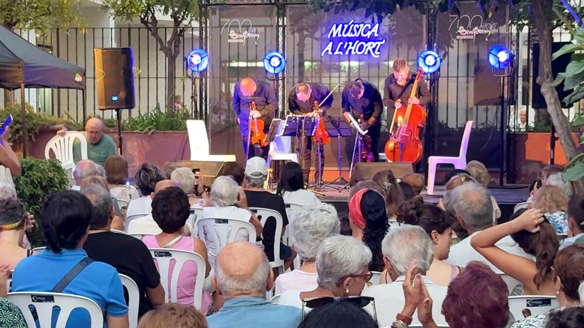 Benidorm inicia el ciclo de conciertos ‘Música a L’Hort’ con el aforo al completo 