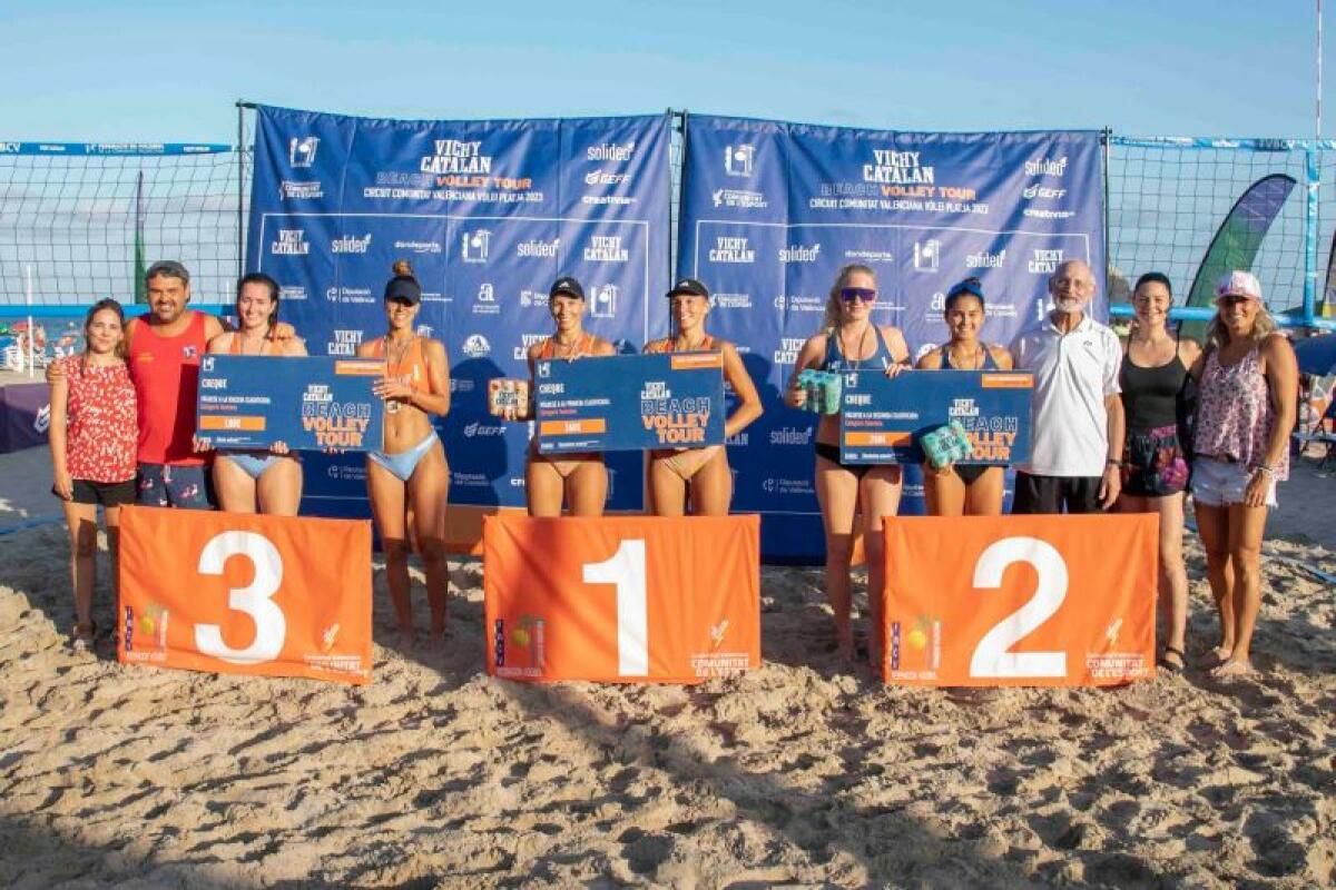 La Cala de Finestrat vivió ayer la final del Circuito Vichy Catalan Beach Volley Tour Comunitat Valenciana 