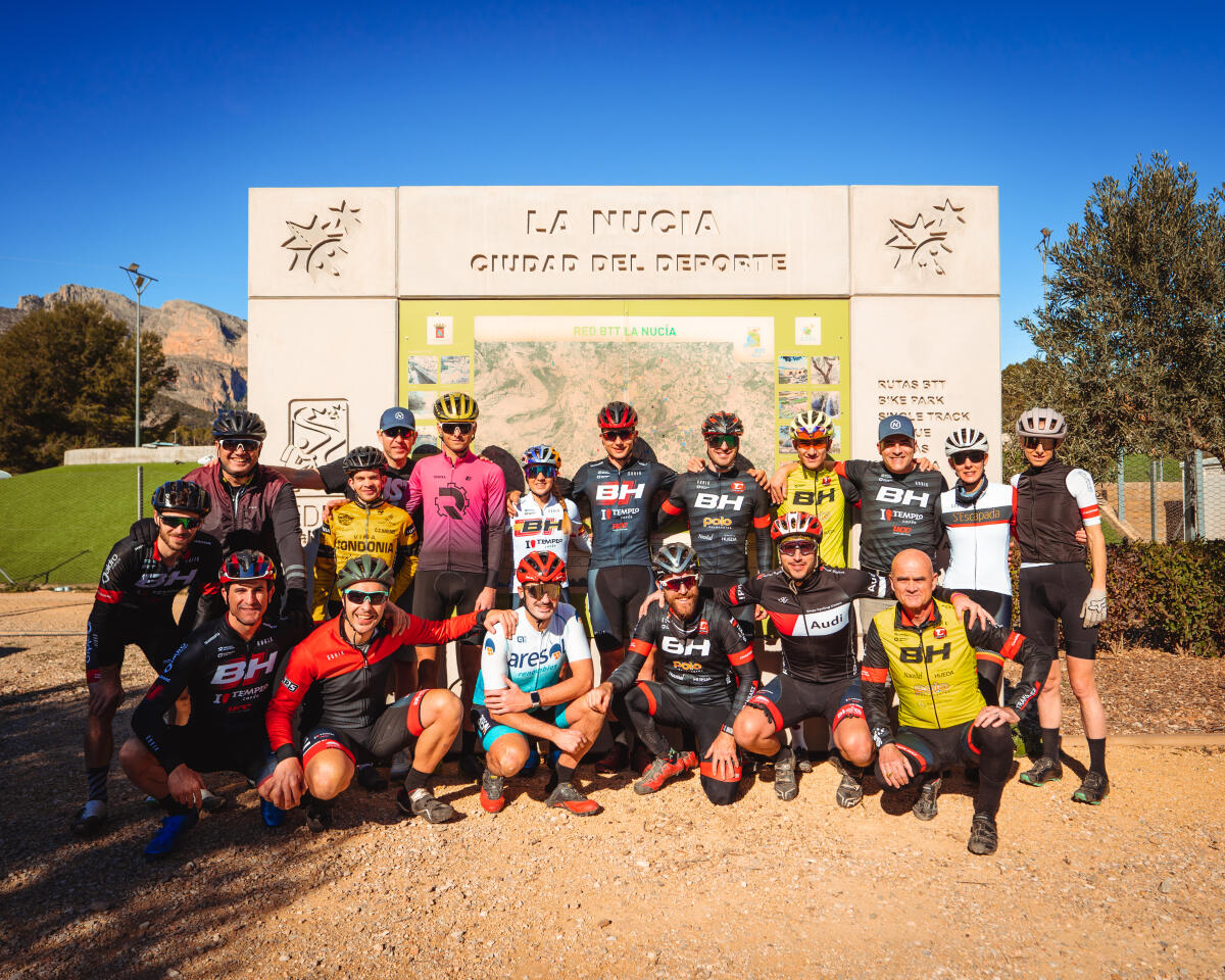 La Nucía acogió el primer campus mtb de Carlos Coloma