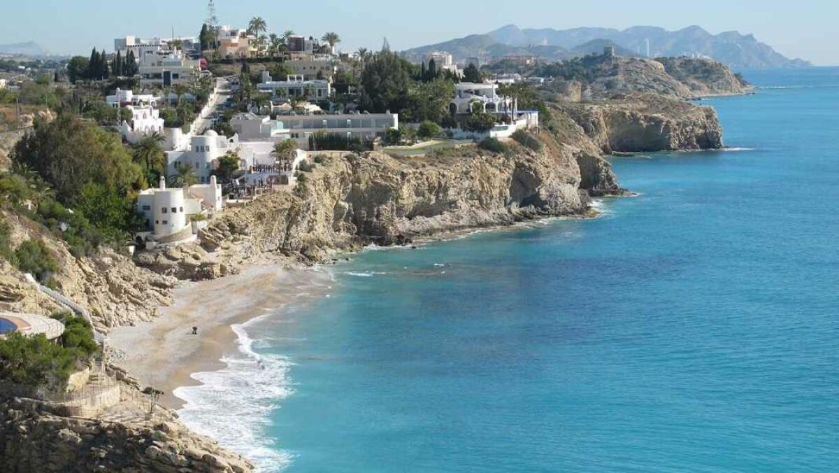 La Vila Joiosa considerada como modelo de gesti&oacute;n del nudismo por la Federaci&oacute;n Espa&ntilde;ola de Naturismo.