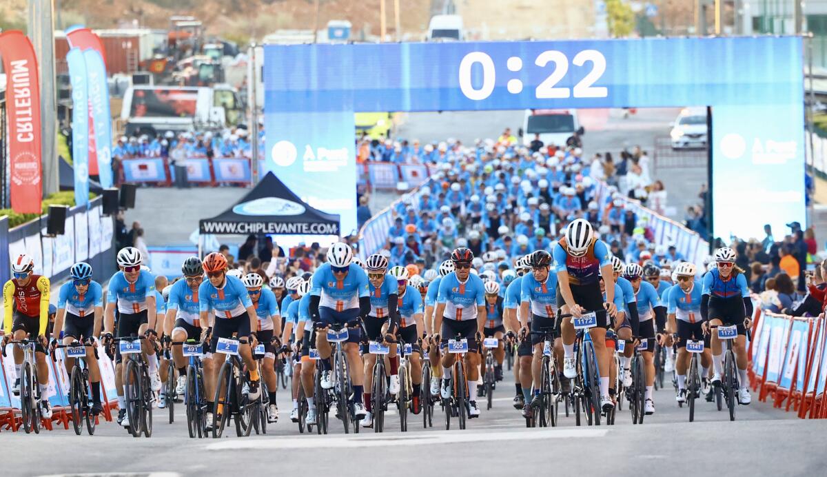 2.000 ciclistas de 30 pa&iacute;ses participar&aacute;n en el III Gran Fondo de La Nuc&iacute;a