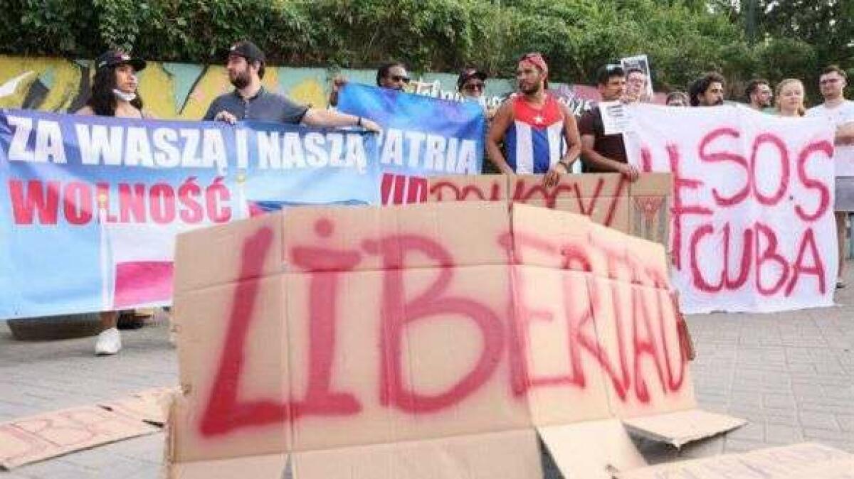 Cuba libera a la periodista colaboradora de 'ABC' arrestada tras las protestas