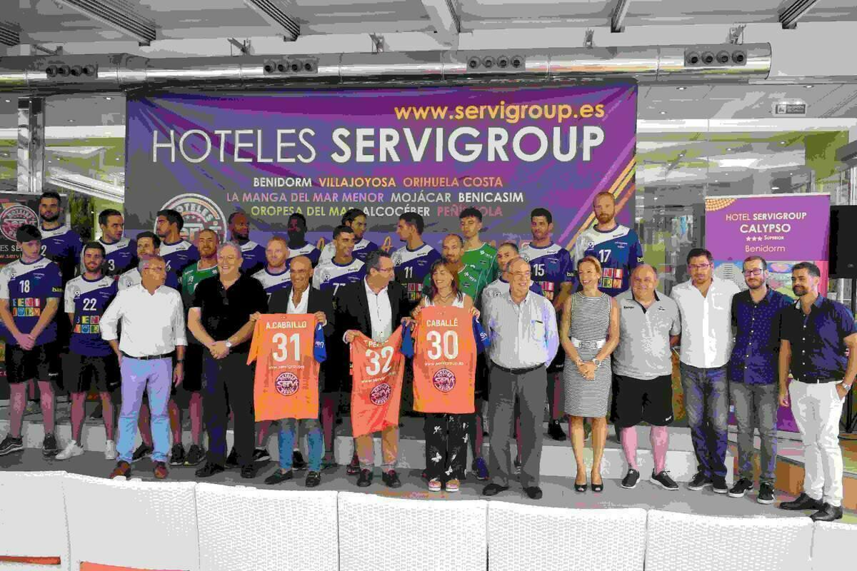 BM Benidorm &middot; Un equipo para aspirar a m&aacute;s