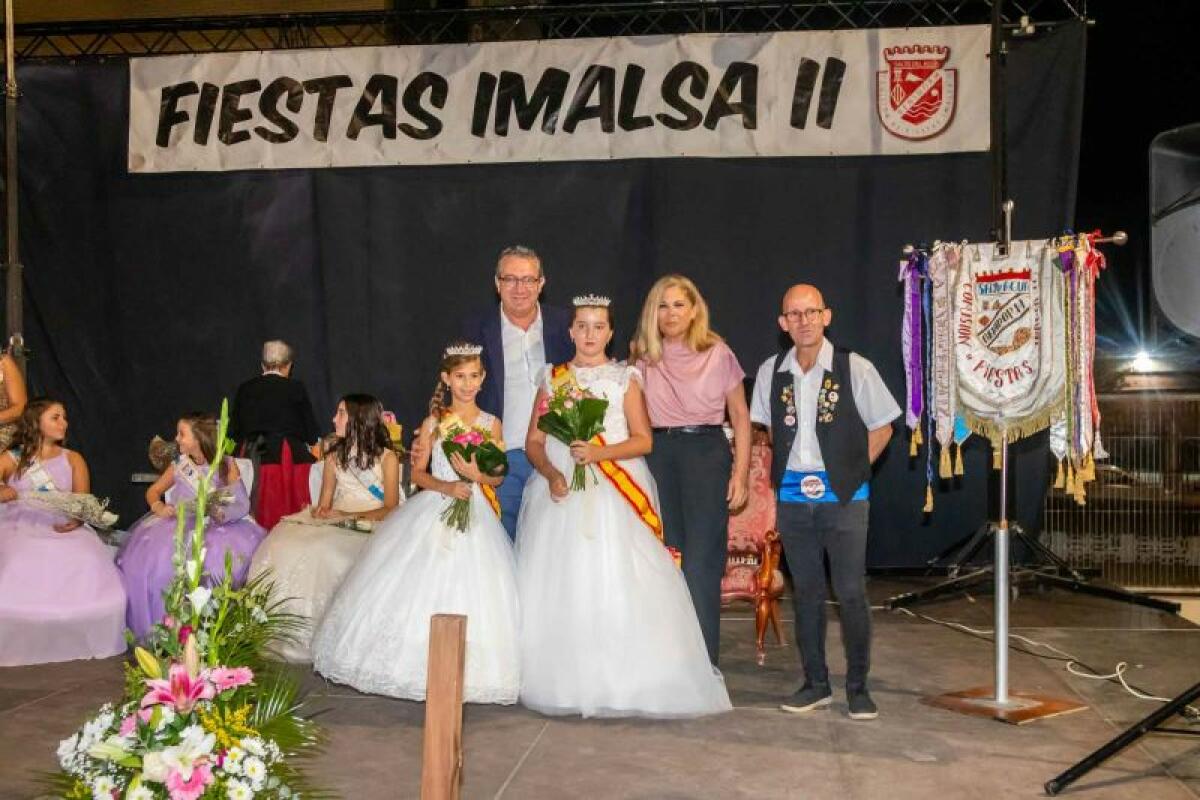 Lucía Martínez Zurdo y Rocío Huerta, reinas de las fiestas de Imalsa II