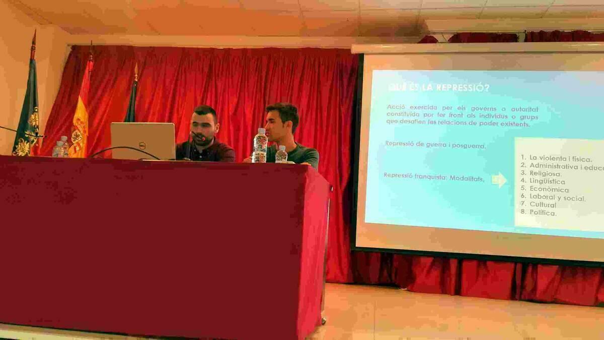 Callosa &middot; La conferencia de Jonatan Poveda clausura el programa de actividades del proyecto &lsquo;La memoria democr&aacute;tica como herramienta educativa del siglo XXI&rsquo;