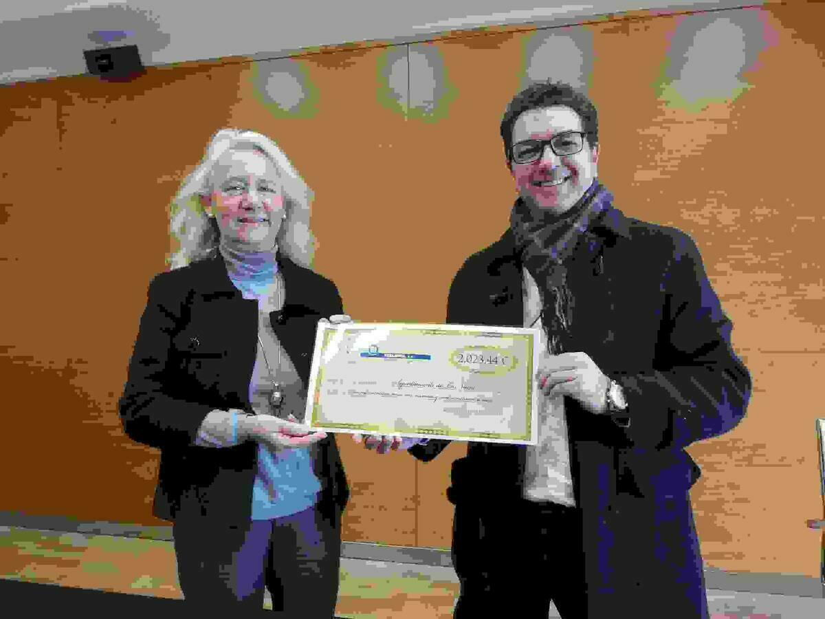 La Nuc&iacute;a &middot; La empresa de los contenedores de Ropa dona 2.023 &euro; euros  para &ldquo;ayuda social&rdquo;