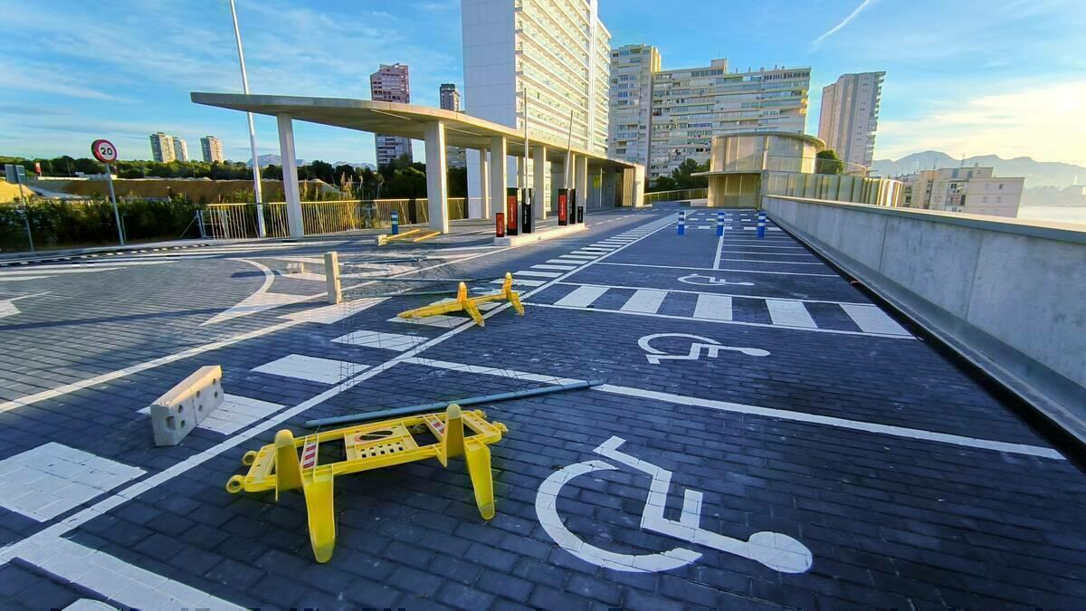 El Grupo Socialista plantea que el Ayuntamiento asuma la gestión directa del parking de Poniente