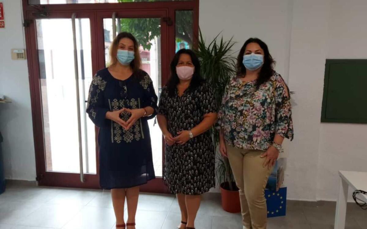 La concejal&iacute;a de Educaci&oacute;n reitera su apoyo al Curso de Lengua, Cultura y Civilizaci&oacute;n rumana.