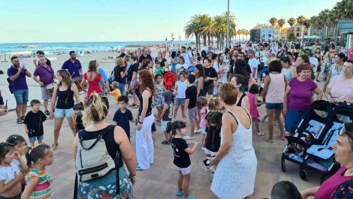 Gran éxito de las actividades del Ayuntamiento de la Vila Joiosa para la tarde-noche de ‘Sant Joan’ que transcurrió de forma tranquila