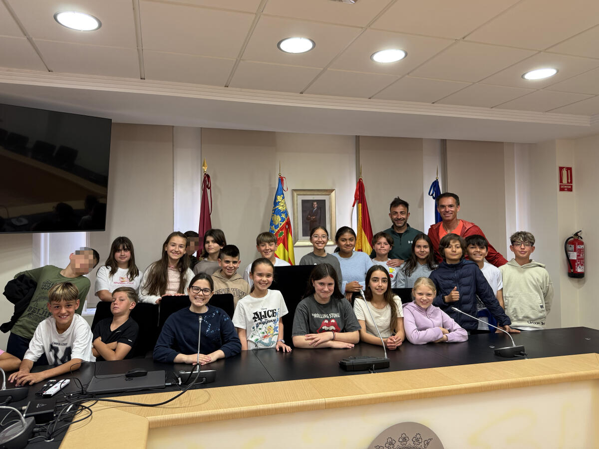  La alcaldesa Esperanza Rossi presidi&oacute; el &ldquo;Pleno Escolar Municipal&rdquo; 