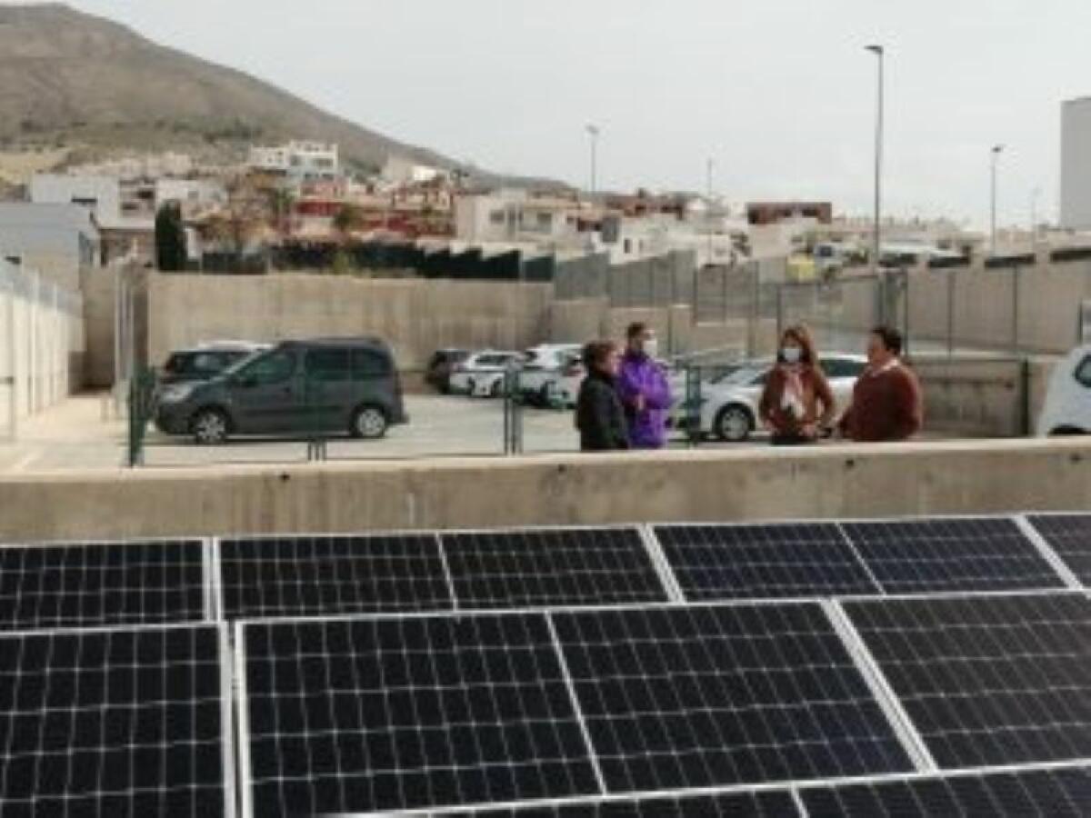 FINESTRAT INSTALA PLACAS FOTOVOLTAICAS EN LOS DOS COLEGIOS Y EN EL CONSULTORIO DEL CENTRO HISTÓRICO