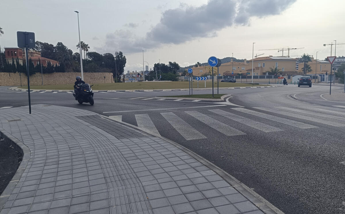 Villajoyosa finaliza las obras de reurbanizaci&oacute;n del bulevar del pol&iacute;gono El Torres 