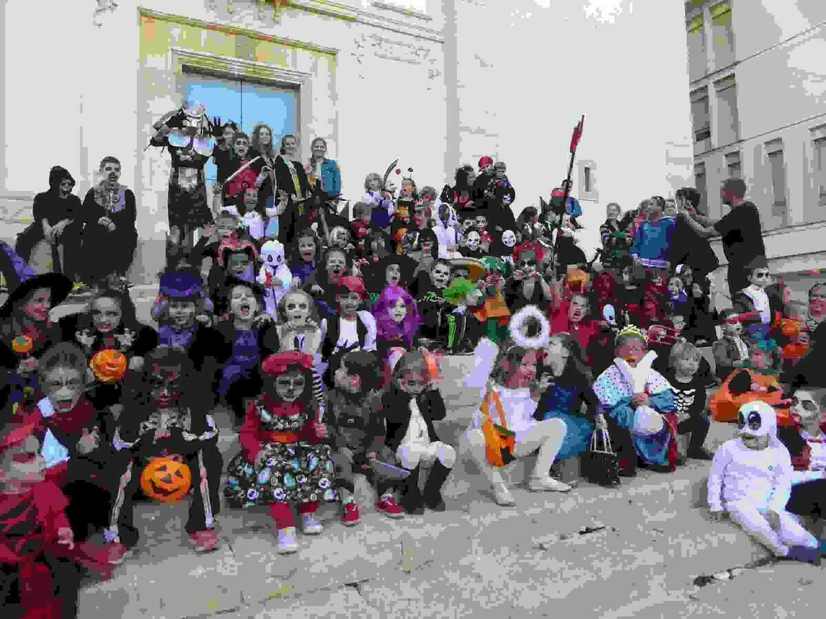 La Nuc&iacute;a &middot; La Fiesta Infantil de Halloween dels Majorals  cont&oacute; con 190 &ldquo;monstruosos disfraces&rdquo;