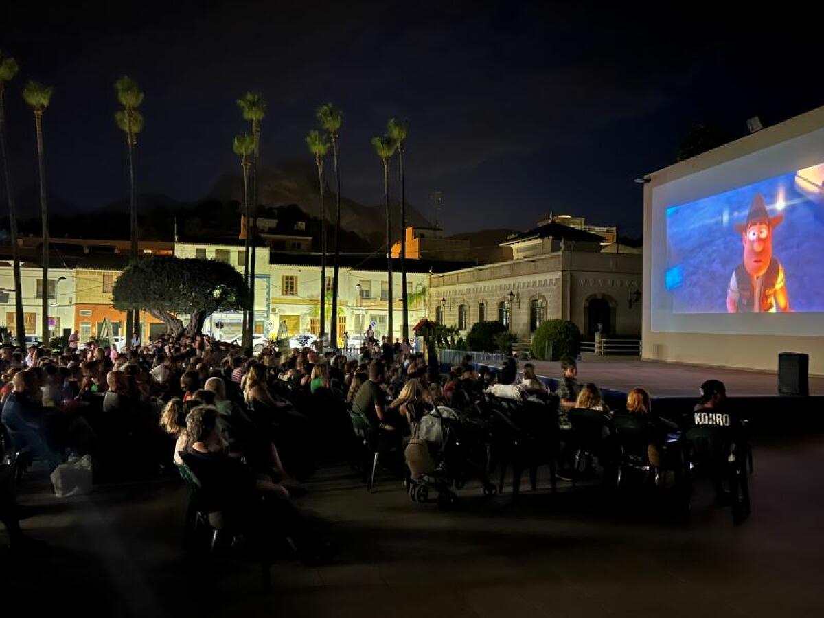 La plaça dels Musics vivió las aventuras de Tadeo Jones 3