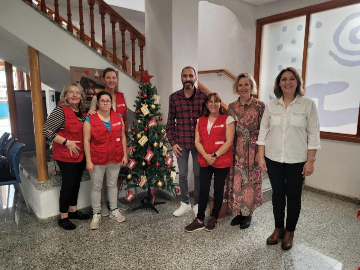 L’Alfàs se suma por tercer año a la campaña del árbol solidario de Corazón Exprés