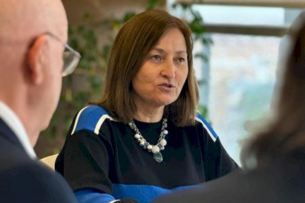 Ana Serna: “La Diputación de Alicante sale en auxilio de los ayuntamientos ante la asfixia económica del Gobierno de Pedro Sánchez”
