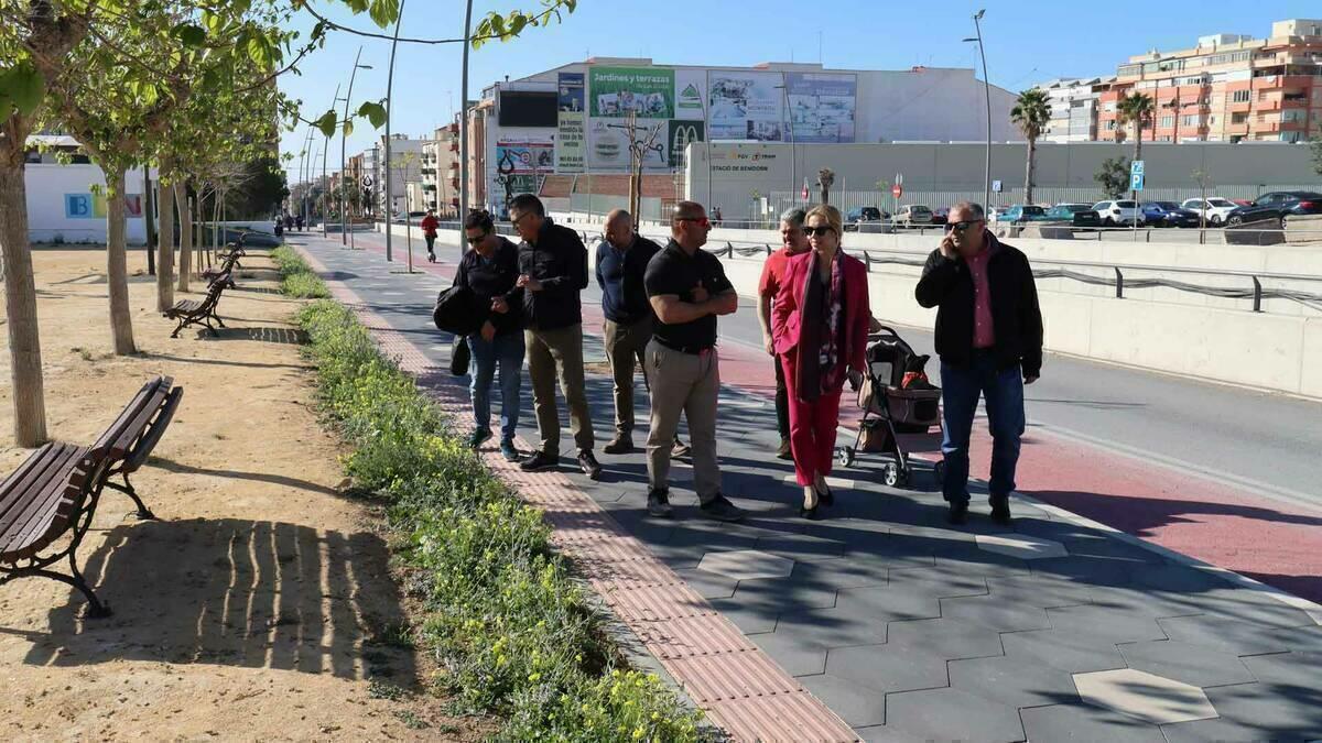 Benidorm culmina el adecentamiento en superficie del entorno de la avenida Beniardá tras el soterramiento de la vía 