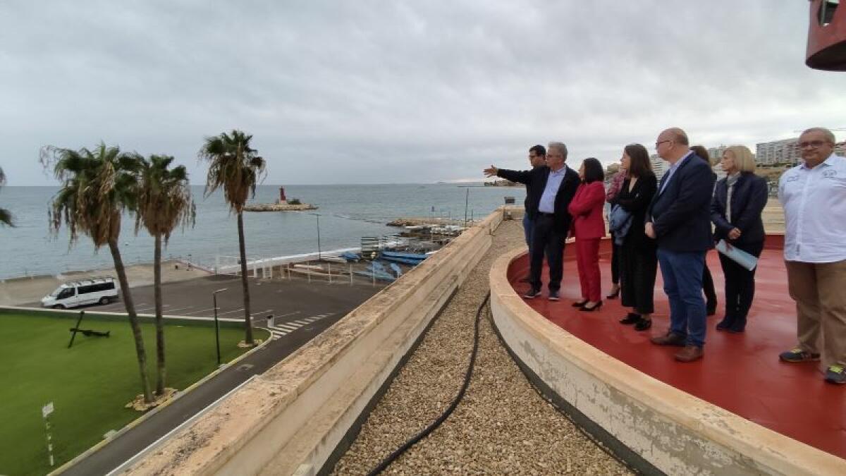 La Generalitat prorroga la concesión al Club Náutico de la Vila Joiosa y fija una inversión de más de 2 millones de euros para la modernización del puerto