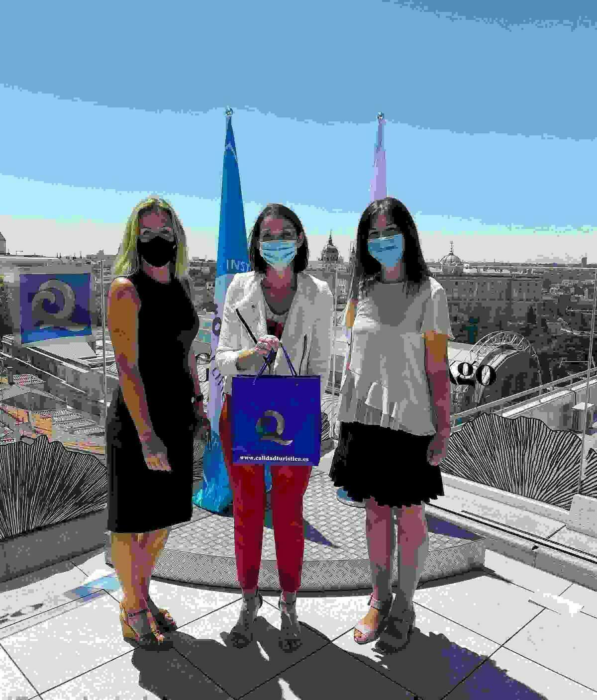 Las tres playas de Benidorm revalidan un a&ntilde;o m&aacute;s la bandera &lsquo;Q&rsquo; de Calidad Tur&iacute;stica.