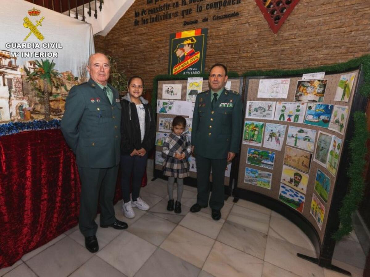 La Guardia Civil de Alicante entrega los premios de su concurso anual de dibujo