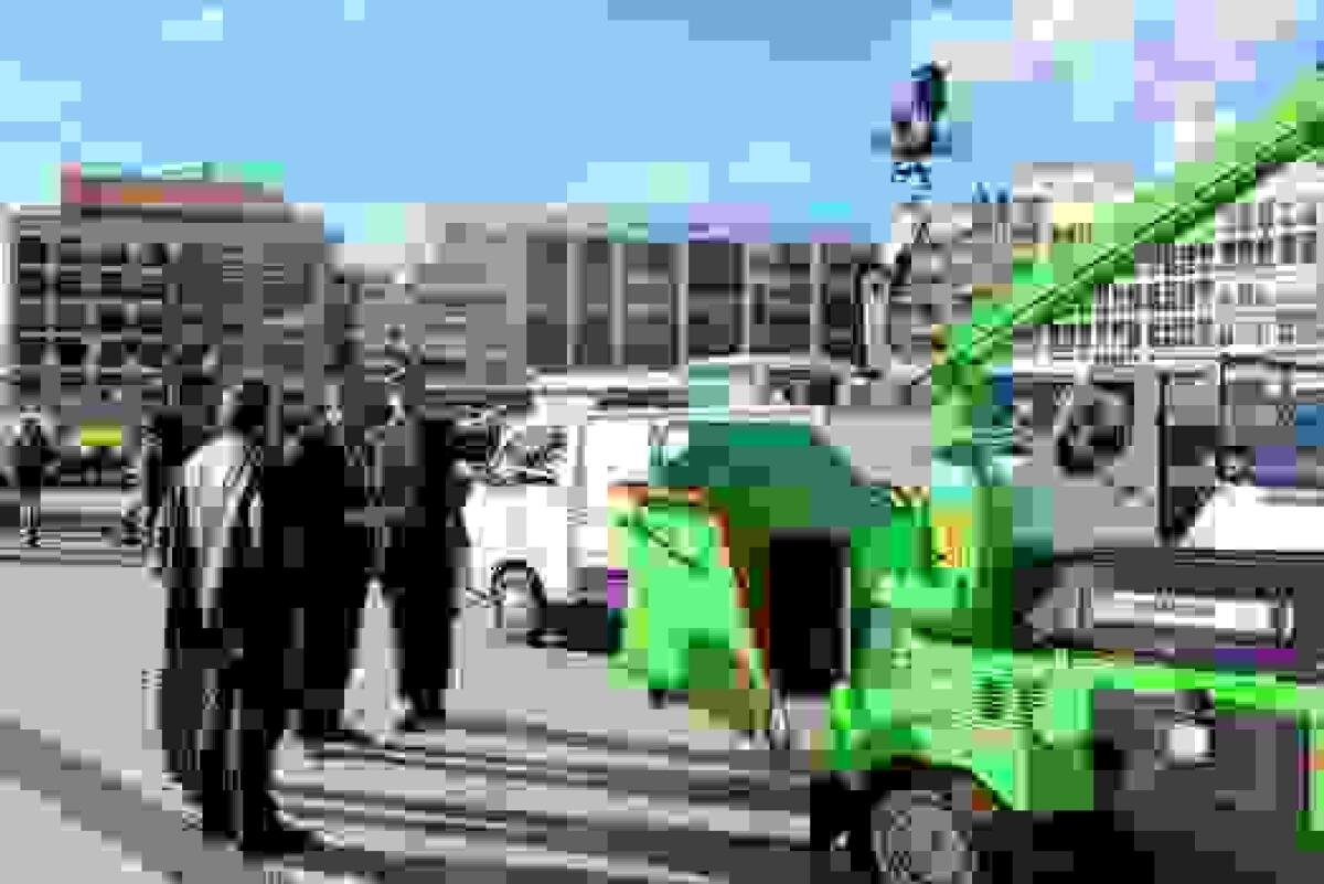 Benidorm &middot; El mantenimiento de parques y jardines ser&aacute; m&aacute;s sostenible al incorporar veh&iacute;culos el&eacute;ctricos