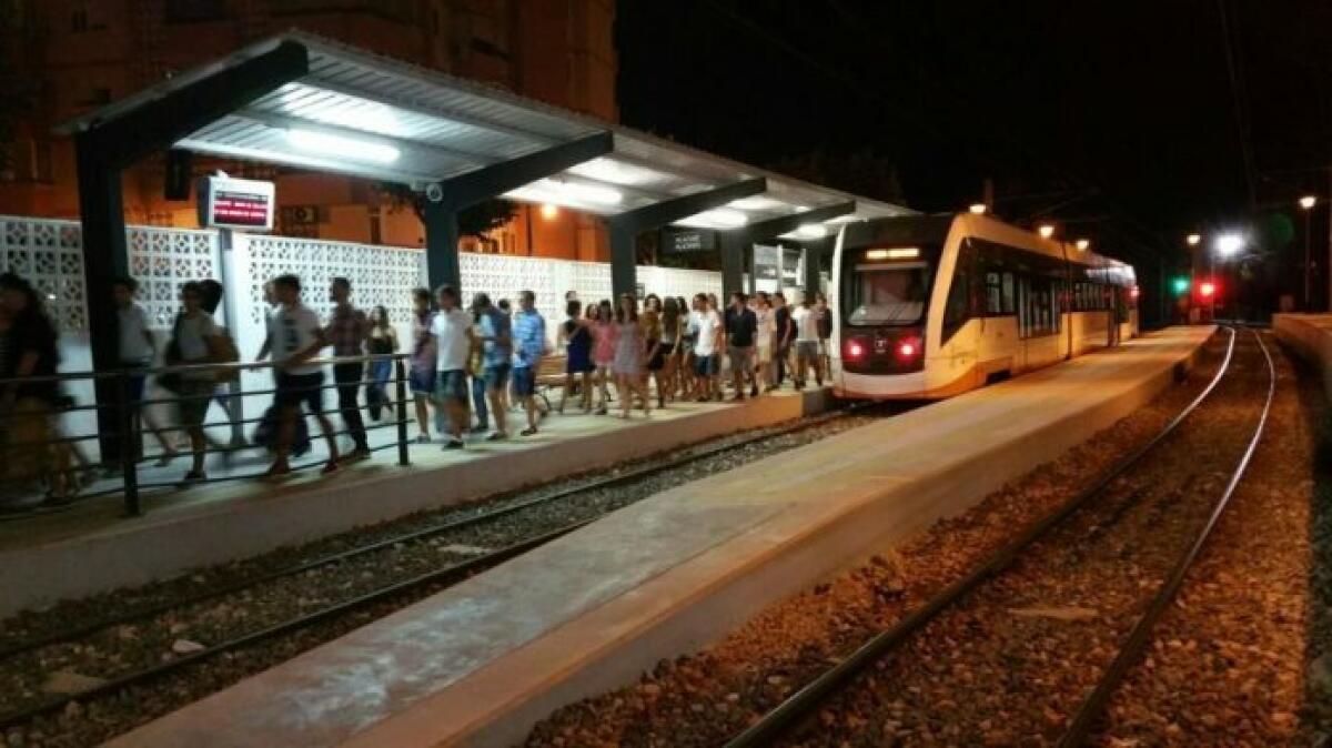 El TRAM y el Mussol de les Marines circularán este domingo por la noche