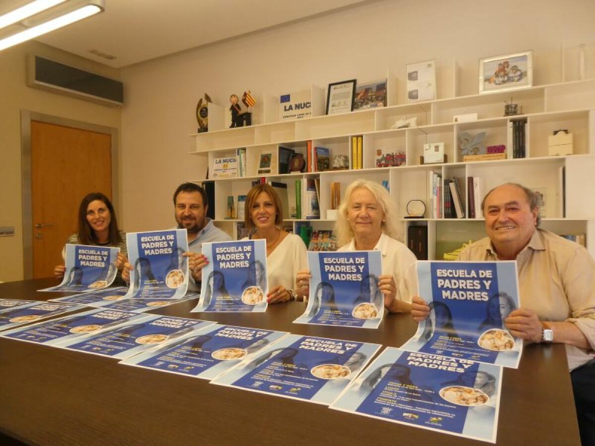 La II Escuela de Madres y Padres ayudará a “las familias a educar” 