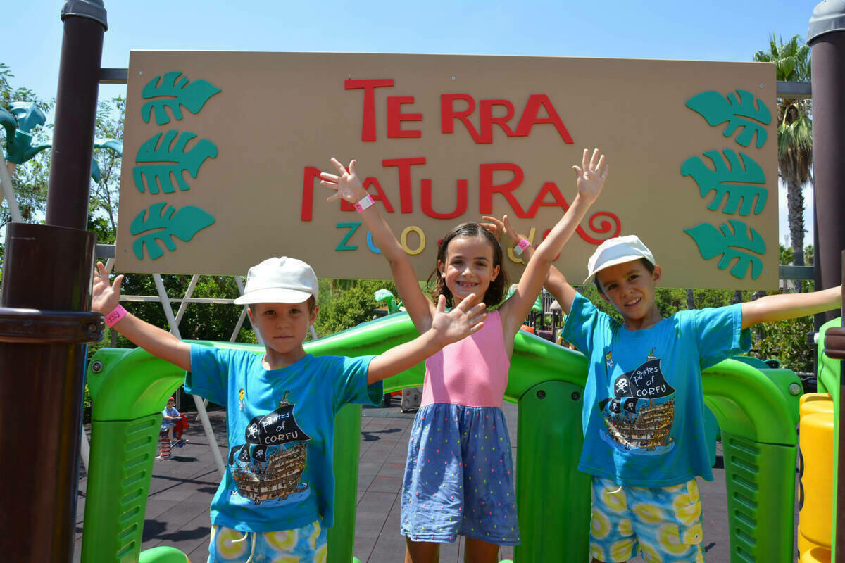 Terra Natura Benidorm acerca la sostenibilidad y la aventura al público en su nueva campaña de pase anual