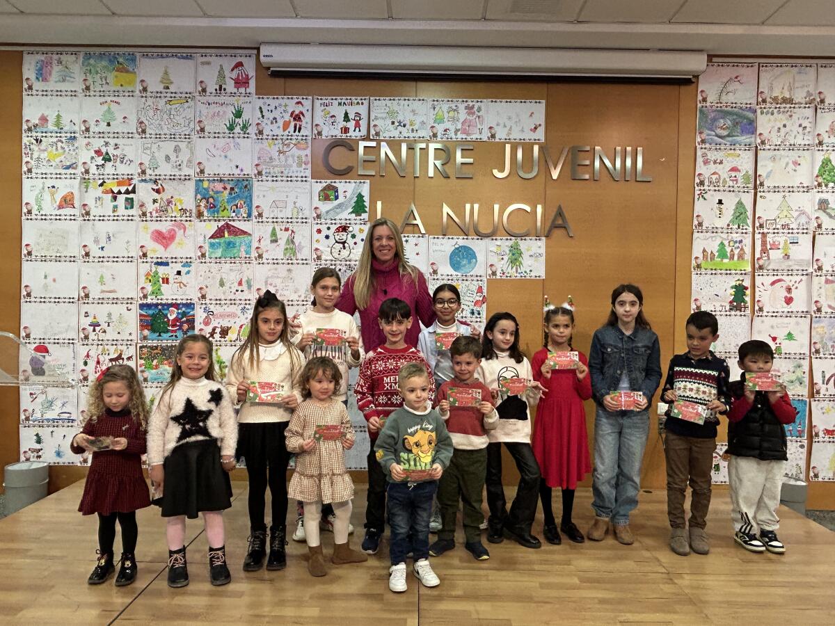 El Centre Juvenil acoge la exposici&oacute;n del XVII Concurso de Dibujos de Navidad