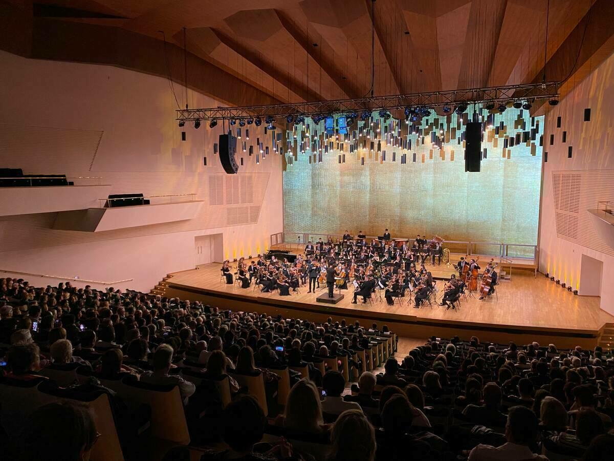 La VII edición del Concierto de la Mujer, organizado por la Fundación Rafael Bernabeu,   se ha celebrado con gran éxito de asistencia