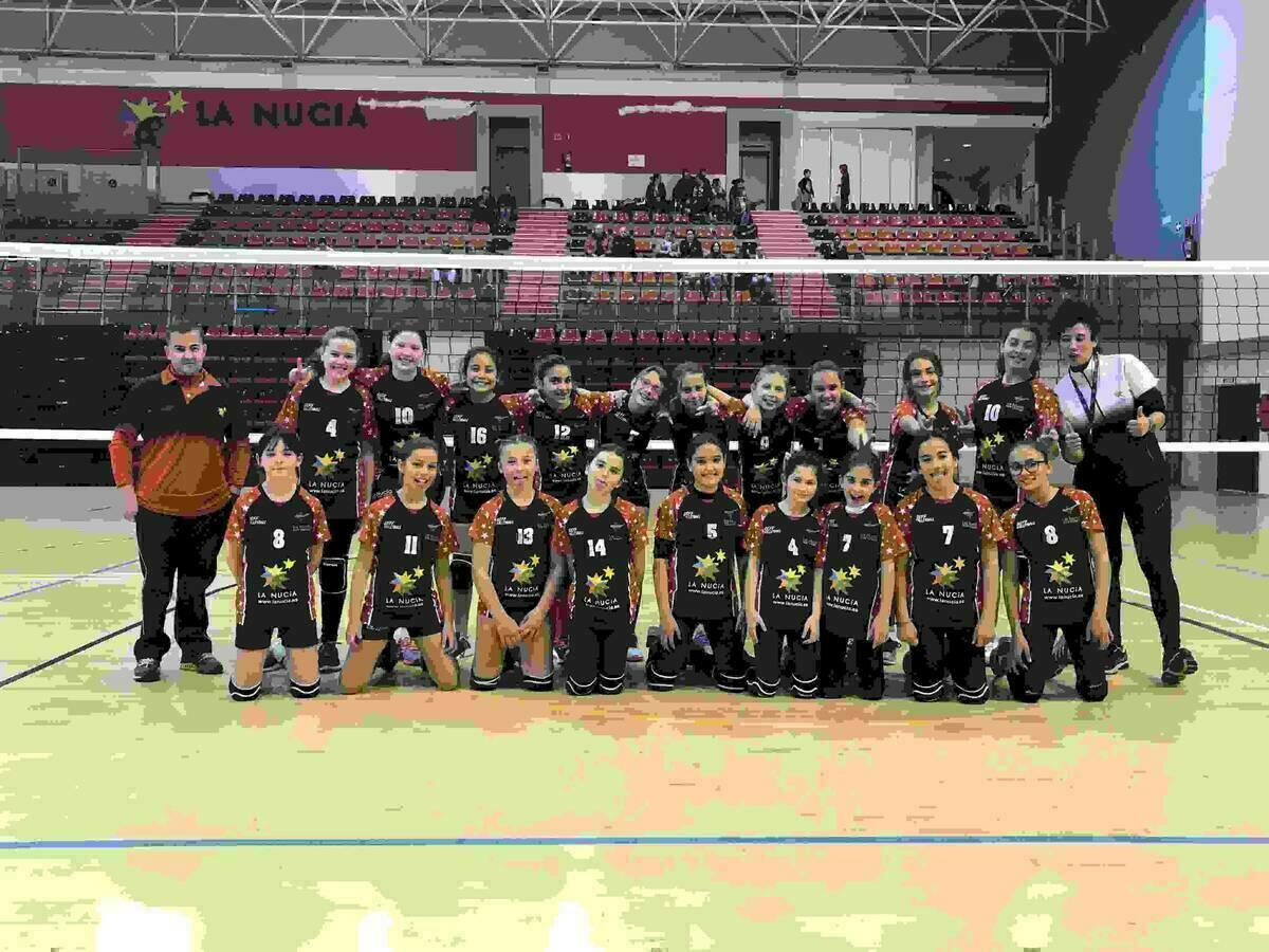 Las juveniles del Voley La Nuc&iacute;a vencen al Onteniente 