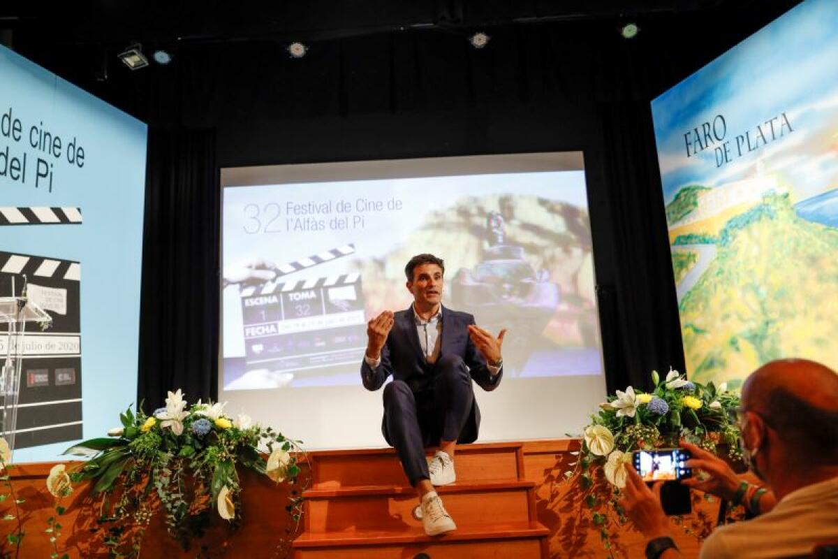 El director del Festival de Cine de l’Alfàs Luis Larrodera conducirá los Premios Iris de la Academia de Televisión