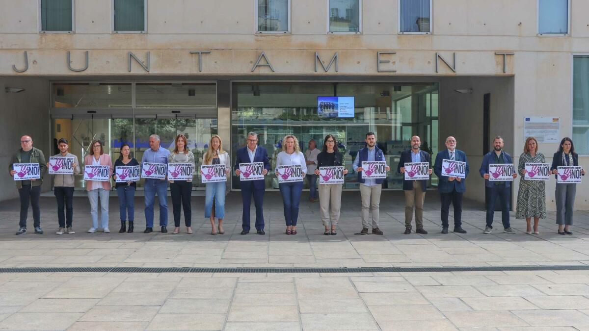 Benidorm expresa su repulsa por el último asesinato machista cometido sobre una mujer en Ourense  