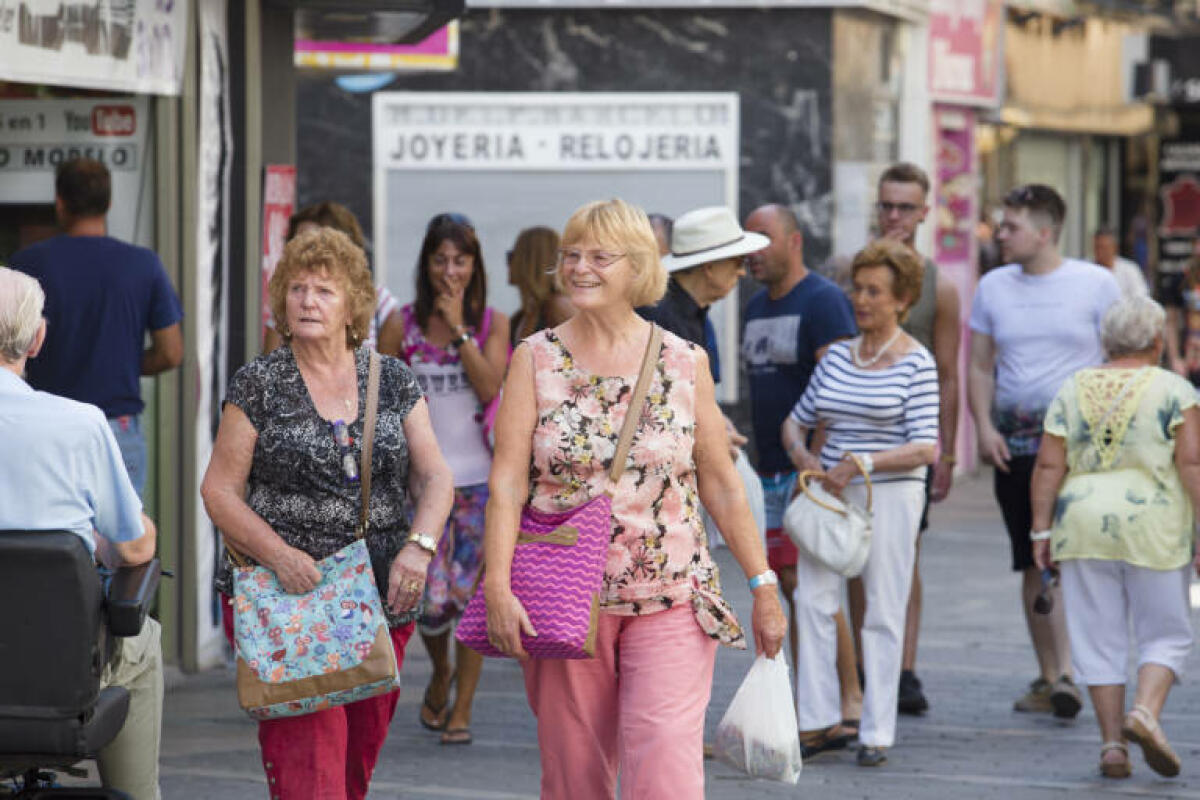 Benidorm comienza la implantación de Phygital, un proyecto piloto para fomentar el comercio local