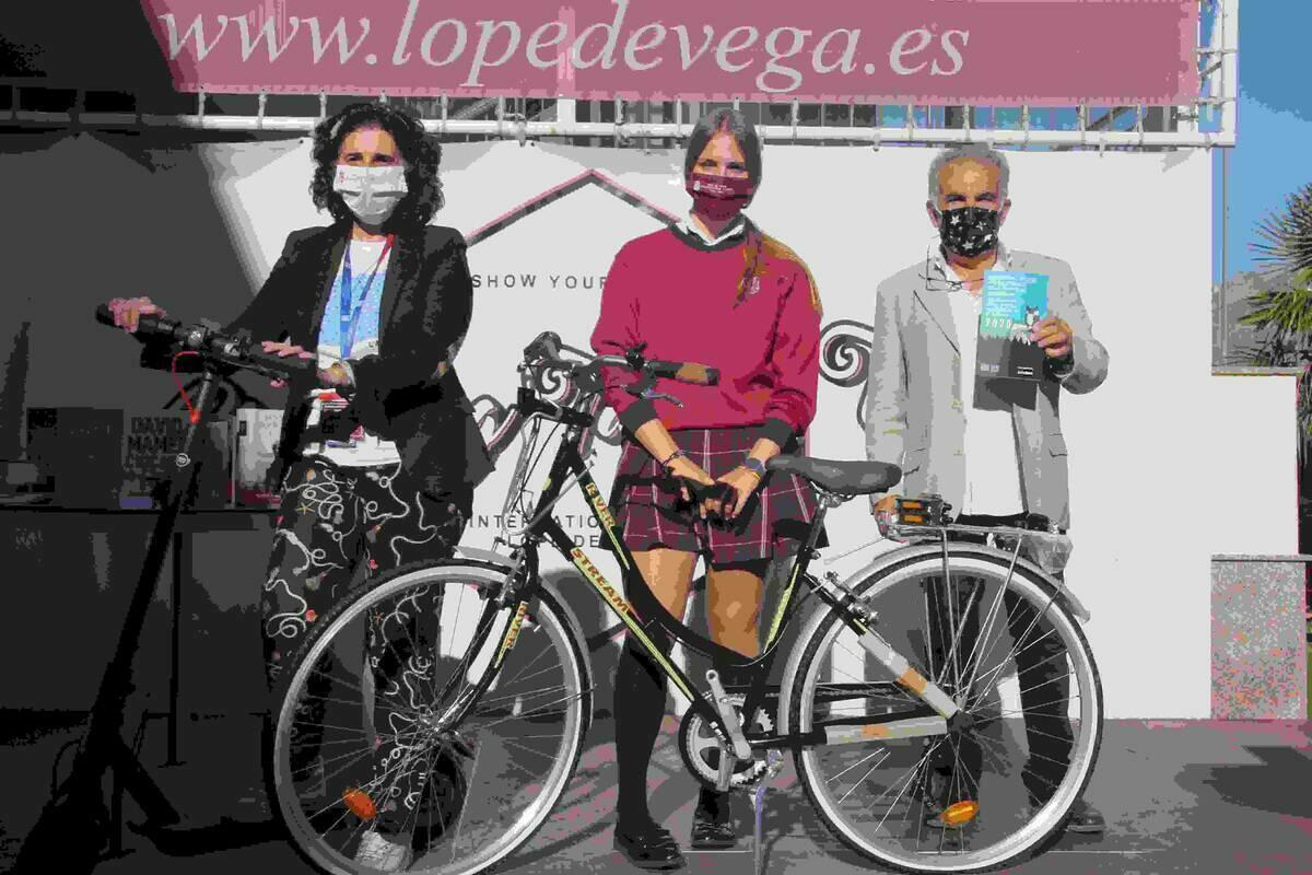 Una alumna del Lope de Vega, ganadora del Concurso de Relatos de los Libreros de Alicante
