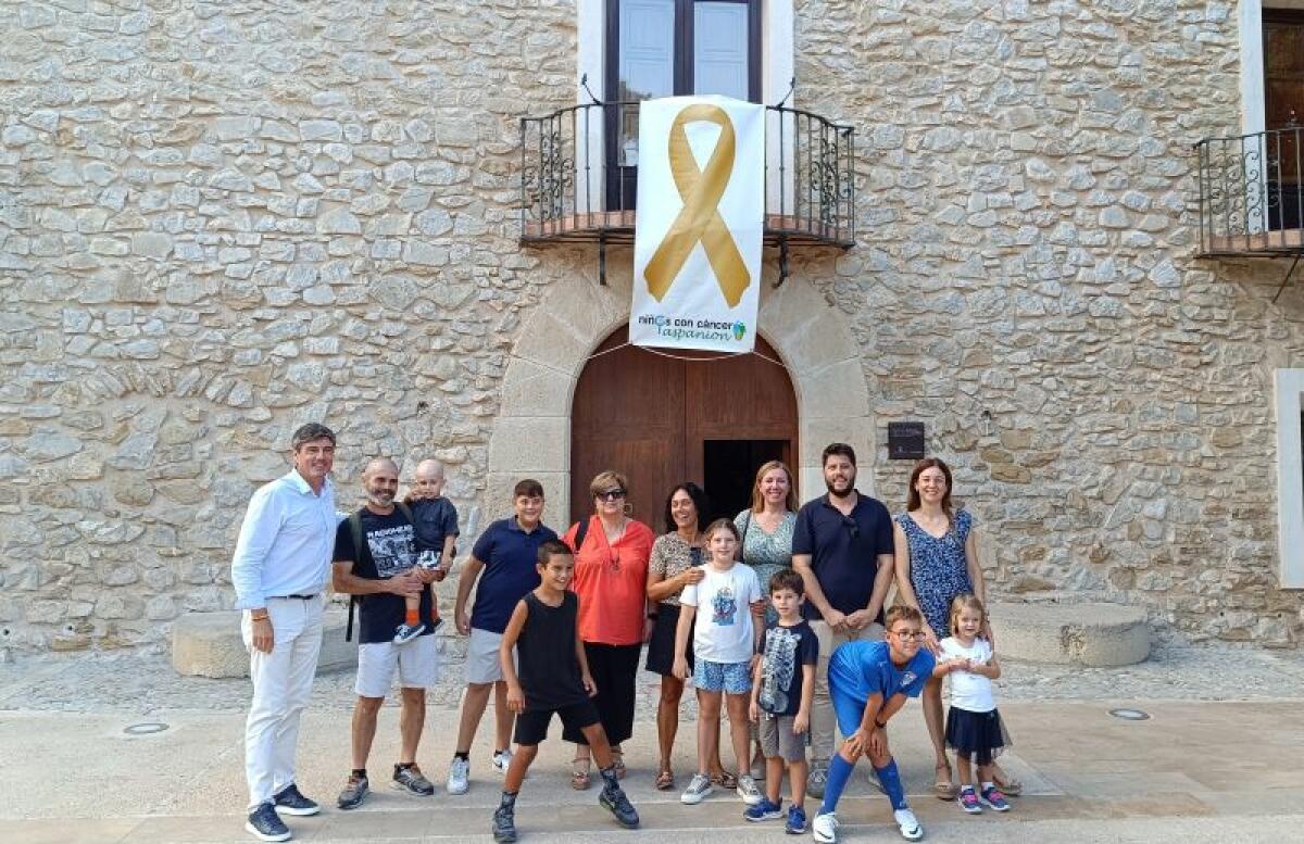 La Casa Museo La Barbera dels Aragonés luce el lazo dorado para sensibilizar a la ciudadanía sobre el cáncer infantil en el mes de septiembre