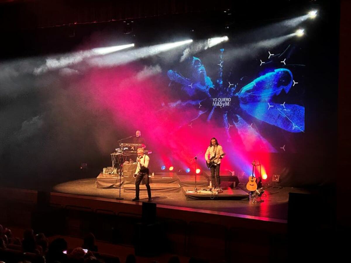 Rafa Sánchez rememoró los grandes éxitos de La Unión en l’Auditori de La Nucia