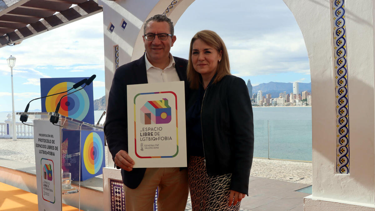 Benidorm es el primer municipio en obtener el nuevo distintivo de la Generalitat como Espacio Libre de LGTBIQ+fobia