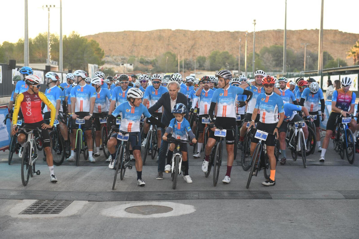 La Nucía vive un fin de semana histórico de ciclismo con el éxito del Critérium y el Gran Fondo 2025