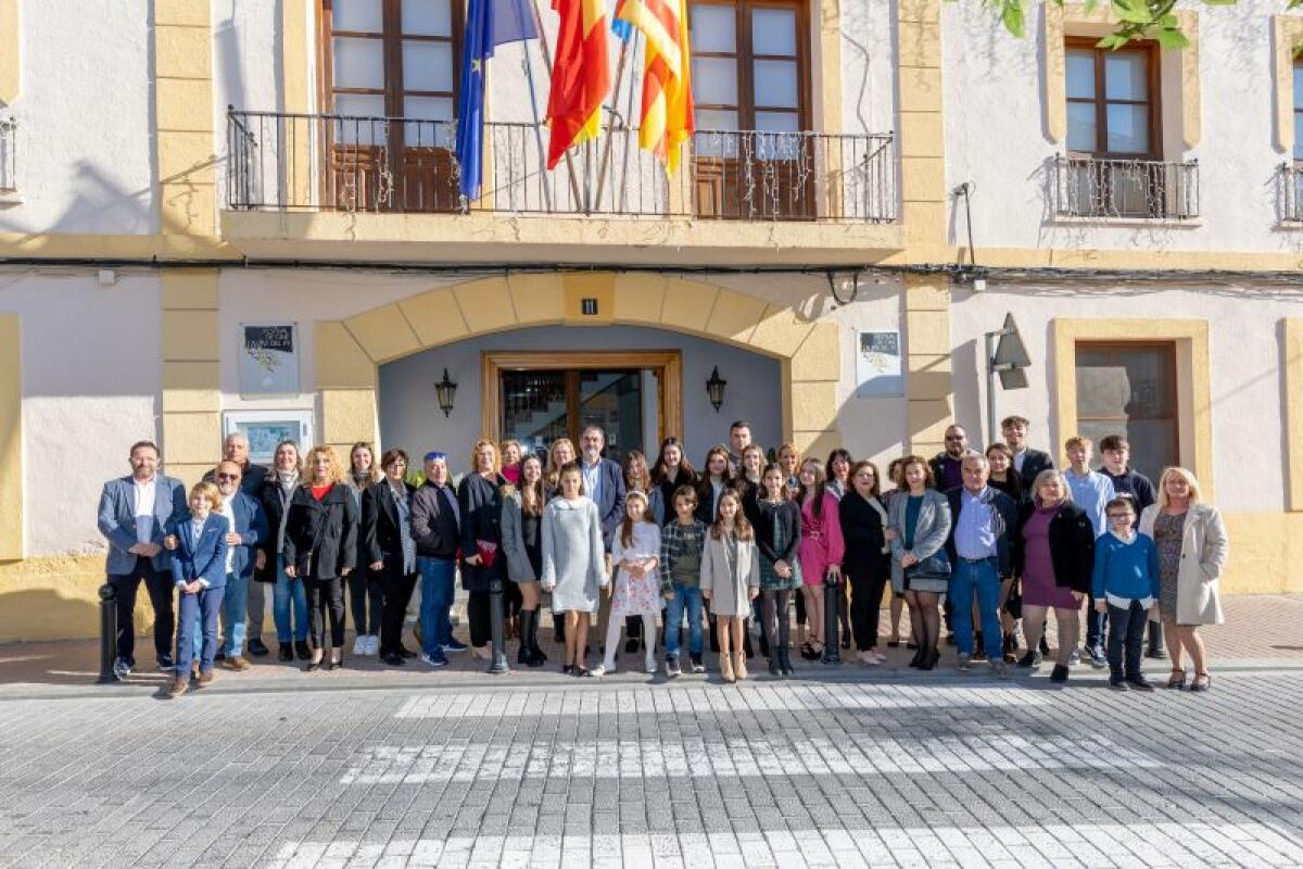 Presentación oficial de las Damas y los Mayorales del Stíssim Crist del Bon Encert de l'Alfàs 2023 