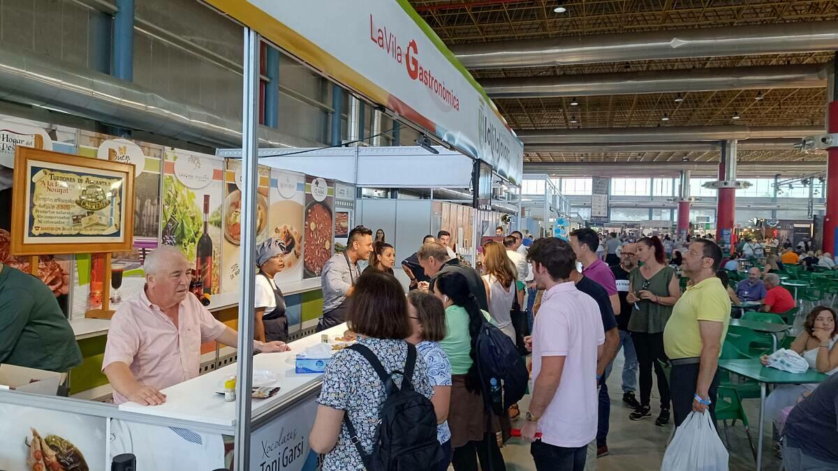 El chocolate, la gamba blanca y los arroces protagonizan la oferta de Villajoyosa en la feria Alicante Gastronómica que se celebra este fin de semana en IFA