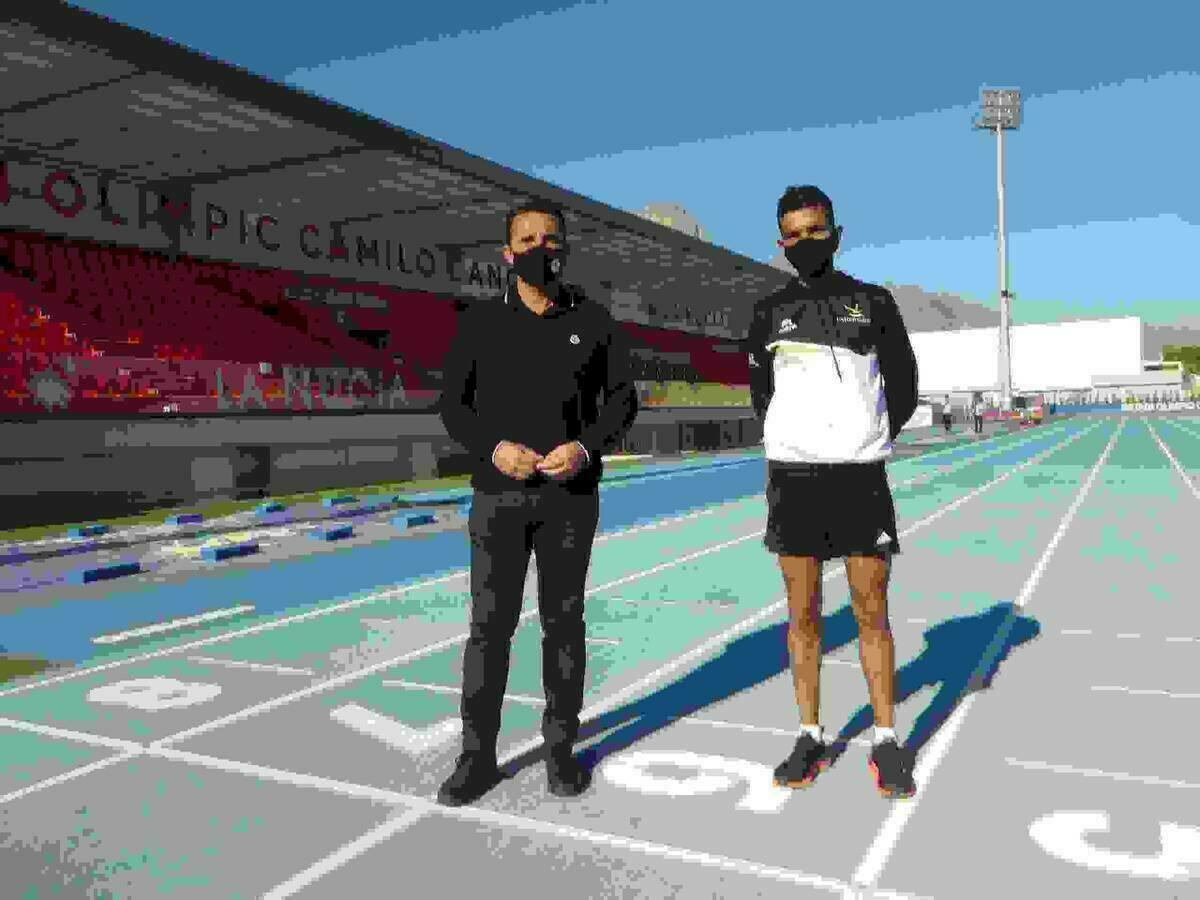 Benabbou prepara el maratón de Valencia en el Estadi Olímpic de La Nucía