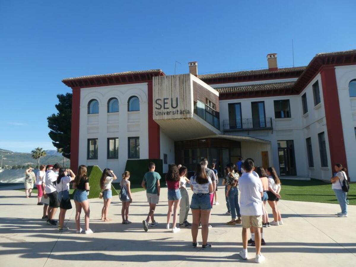 60 personas en el primer turno de los exámenes “Cambridge” en la Seu